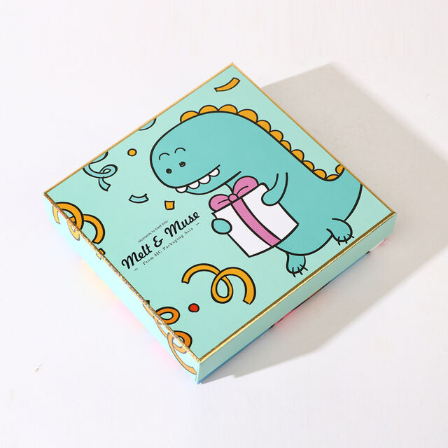 Schokoladen-Geschenkbox mit Deckel und transparenter Blistereinlage