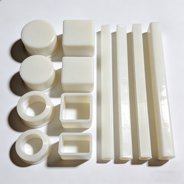 Pièces en Plastique Personnalisées pour l'Automobile - Solides et Résistantes à la Chaleur