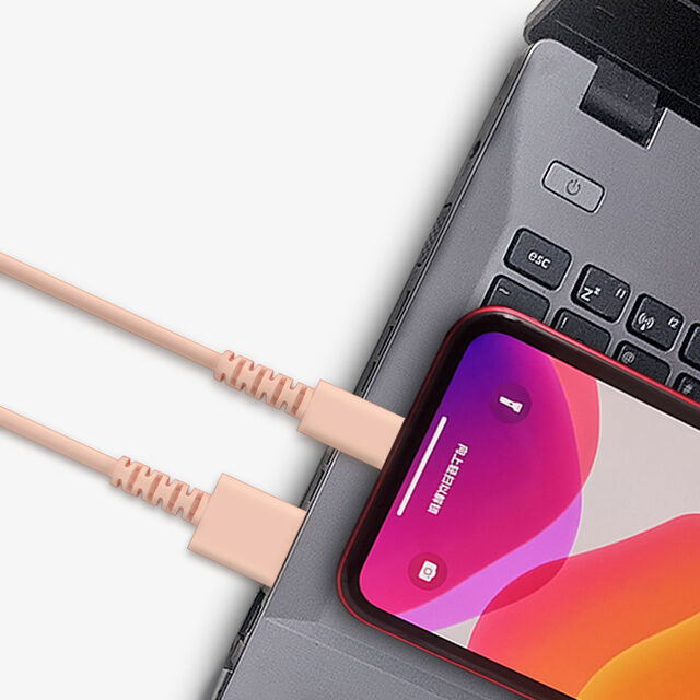 كابل USB أبيض لجهاز آيفون بطول 1 متر للمزامنة والشحن