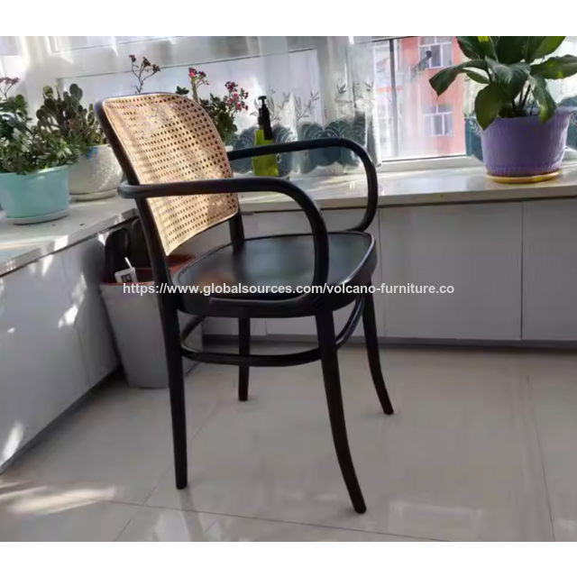 Großhandel Esstische und Hocker aus Massivholz-Rattan im Vintage-Wohnstil mit Rückenlehne, Esstische und Stühle aus Naturholz