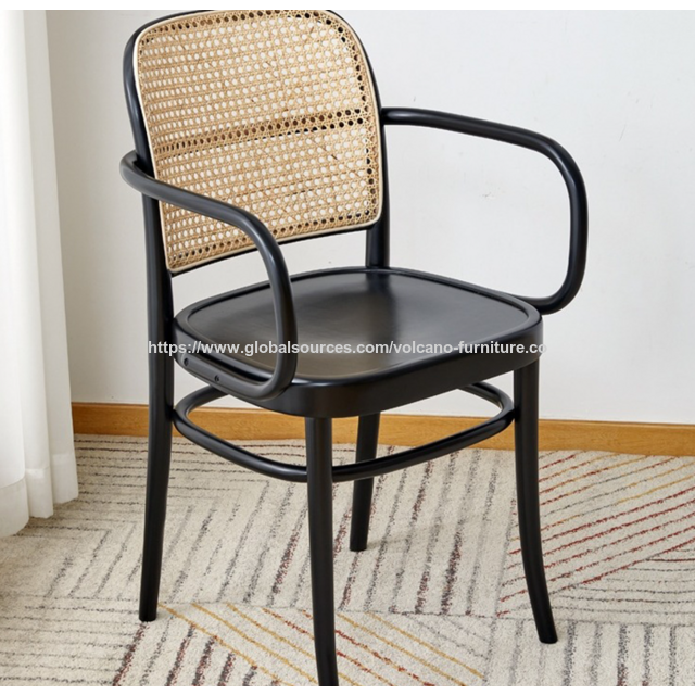 Großhandel Esstische und Hocker aus Massivholz-Rattan im Vintage-Wohnstil mit Rückenlehne, Esstische und Stühle aus Naturholz