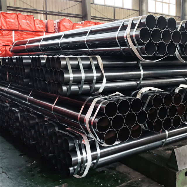 Tuyau de Ligne Sans Soudure API 5L X60/X65/X70 - Haute Résistance et Ténacité pour la Transmission Longue Distance d'Huile et de Gaz à Haute Pression