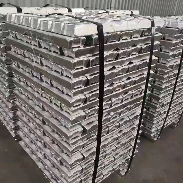 Großhandel Günstiger P1020 997 A5 A7 A9 99,5% Recycelter Primär-Aluminiumbarren Reiner Aluminiumlegierungsbarren Preis