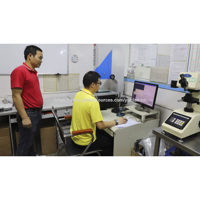 Fully Customizable Shoulder Screws | Custom Dimensions & Finishes