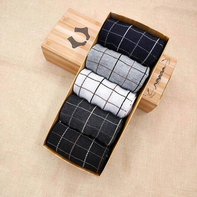 Wholesale Pattern Design Plain Argyle Office Socks Gift Set Formal Business Men's Dress Crew Socks Custom Box