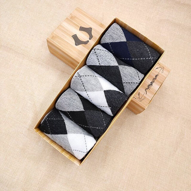 Wholesale Pattern Design Plain Argyle Office Socks Gift Set Formal Business Men's Dress Crew Socks Custom Box