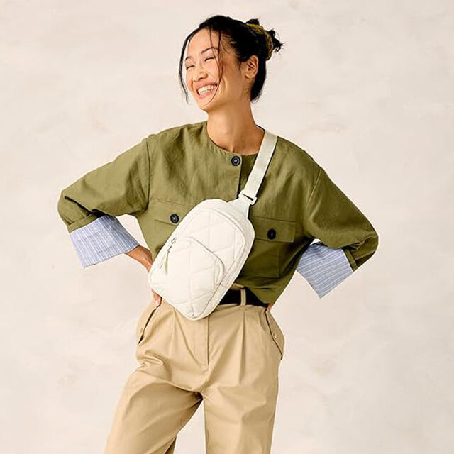 Durable Sling Bag Nylon Crossbody Purse Featherweight Sling Backpack Adjustable Strap Shoulder for Women Travel