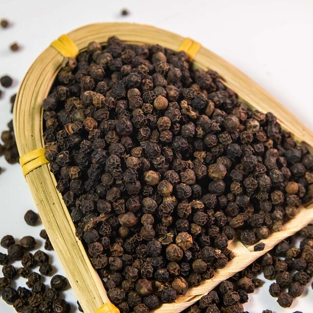 Entrega Rápida em Pimenta Preta Natural do Vietnã Mais Procurada, Processada Crua, Frescura e Sabor Garantidos, Formato de Cubo de 10 kg