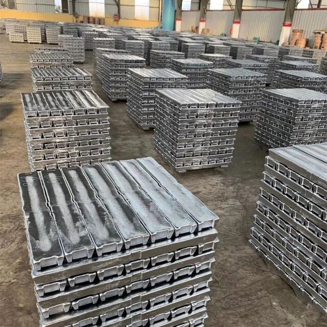 Polen Premium Aluminiumbarren 99,99% Chemische Zusammensetzung A7-Güte ISO9001-zertifizierter Lieferant Gleichbleibend Hohe Qualität