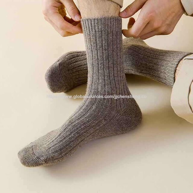 Großhandel Winter Wollsocken für Herren, mit Samt verstärkt, verdickt, warm, mit individuellem Logo am Boden, Sportsocken