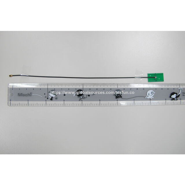 Antena PCB DSRC de 5.9 GHz. Antena PCB interna integrada de banda única de 5850 MHz a 5925 MHz, 25.8x13.2 mm