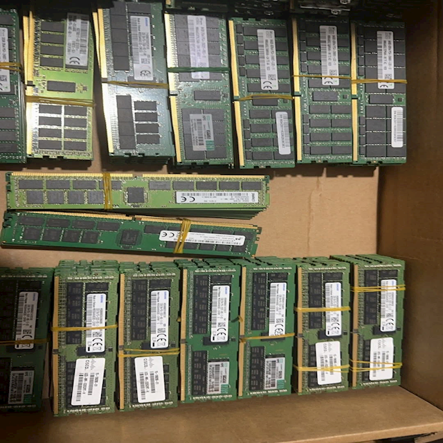 Meilleures Ventes Gros Détails de CPU Céramique i486, Détails de CPU Céramique 486 à Broche Dorée, Détails de CPU i486 à Haute Teneur en Or, CPU 486 à Broche Dorée