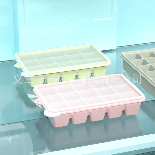 Bandejas e Moldes de Gelo: Bandejas de Silicone com 24 Cubos, Molde Fácil de Liberar, Livre de BPA para Álcool/Café/Bebidas