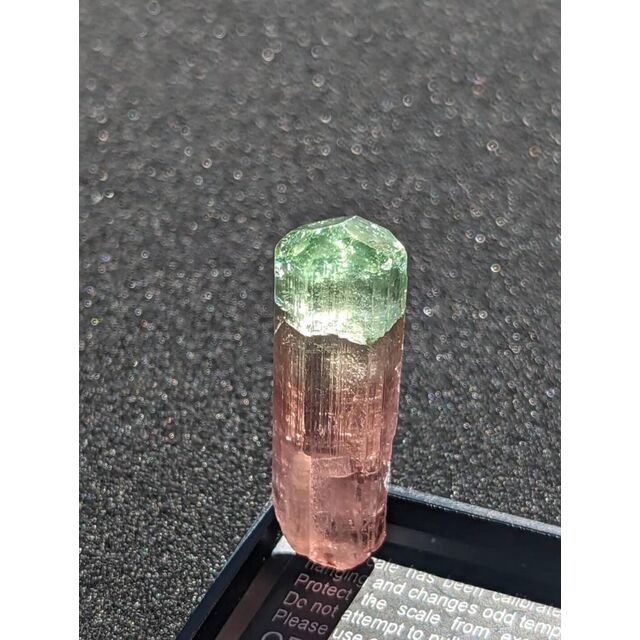 Gemmes de Tourmaline Colorées Naturelles Multicolores Exportation RDC | HH Strategic Metals