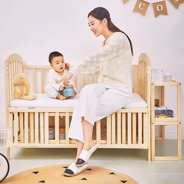5-in-1 Convertible Multi-functional Wooden Baby Crib