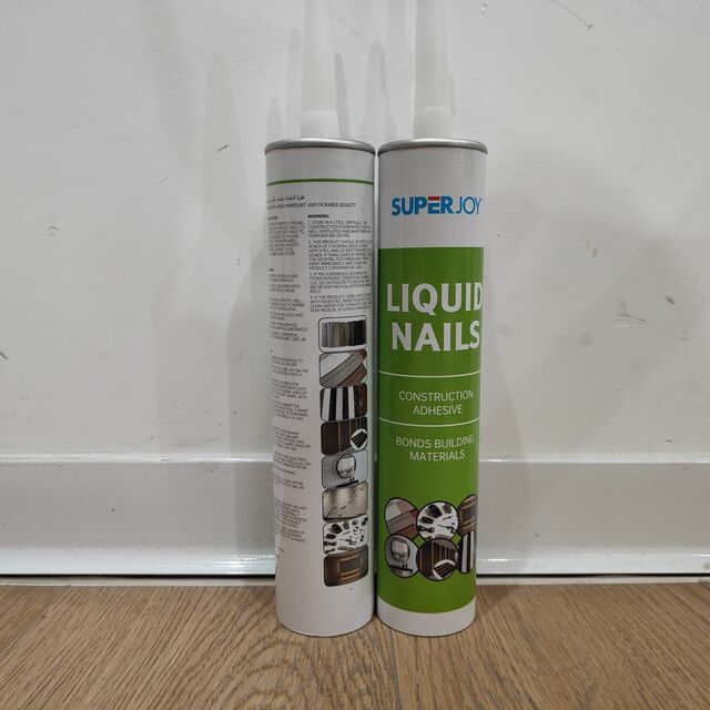 Colles Adhésives Haute Résistance pour le Collage de Matériaux de Construction