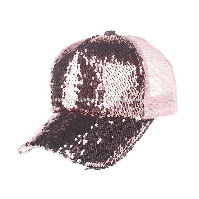 Diseño de gorra de camionero con logo y color