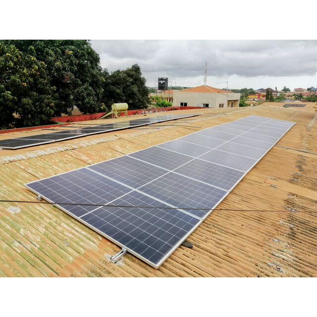 Système Hybride de Stockage d'Énergie Solaire Commercial Résidentiel 15KW 30KW 50KW Solution d'Énergie Solaire Vente en Gros