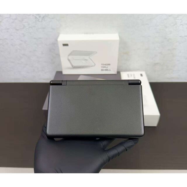 Tragbare Retro-Handheld-Spielekonsole mit zwei Bildschirmen