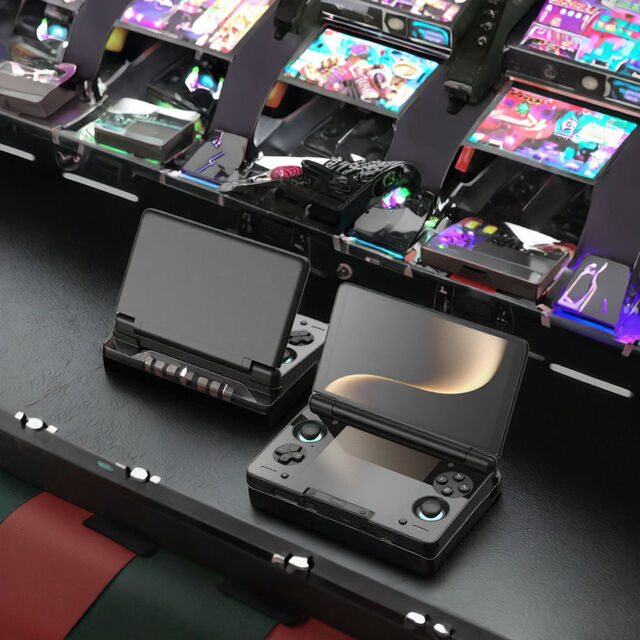 Tragbare Retro-Handheld-Spielekonsole mit zwei Bildschirmen