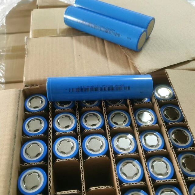 Cellule Lithium 3.2V Rechargeable pour Scooter et Vélo Électrique