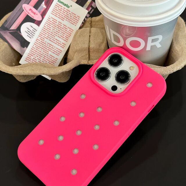 Funda de Silicona Perforada DIY para Protección de iPhone