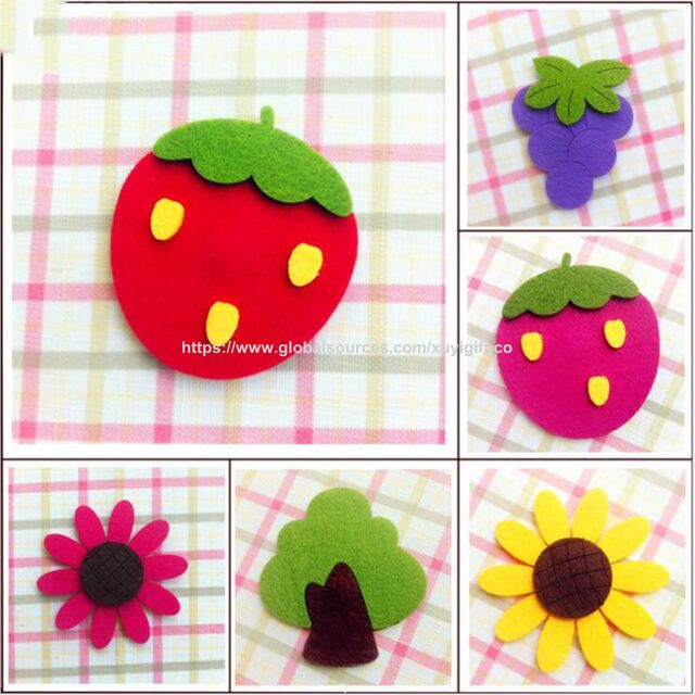 Ensemble de Magnans de Réfrigérateur en Feutre Mignon Dessin Animé 3D Animal Fruit Vente en Gros - Autocollants Magnétiques Invisibles pour Tableau Blanc Décoration de Maison