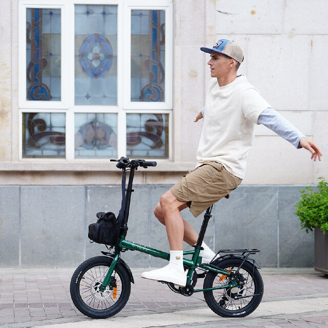 Vélo Électrique Urbain Pliable 36V 10Ah Lithium Certifié CE, Autonomie 31-60 km, Couleur Verte