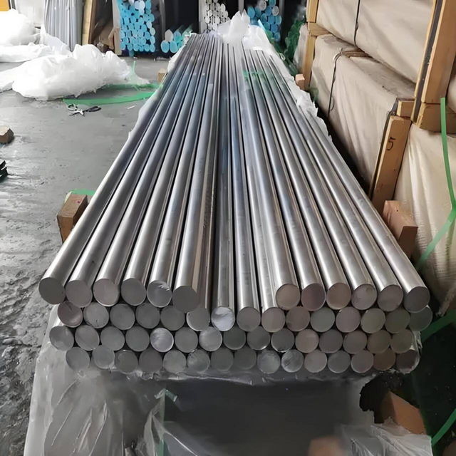 Barre d'aluminium solide de haute pureté 99,7% A1050 A1060, barre ronde en aluminium pur brillant pour l'usinage