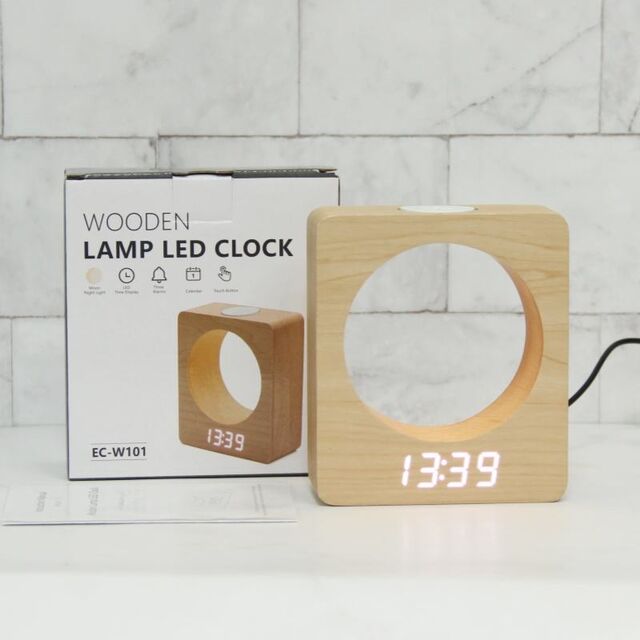 Lâmpadas de mesa digitais LED de cubo de madeira maciça com despertador e luz noturna