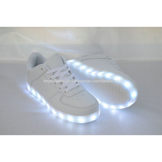 Children LED shoes, custom lace up injection shoes with LED on sole anti slip casual shoe