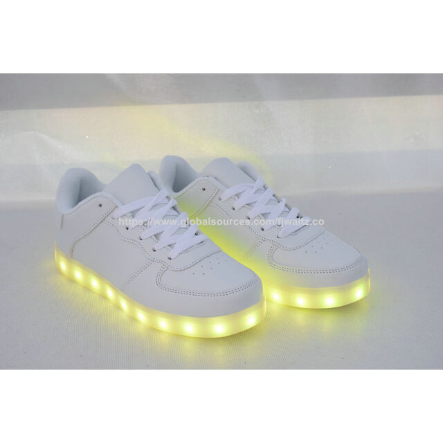 Children LED shoes, custom lace up injection shoes with LED on sole anti slip casual shoe