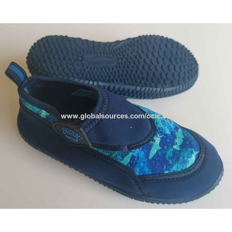 comfortable beach shoes