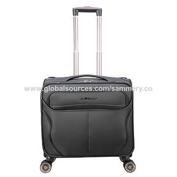 flight bag with wheels