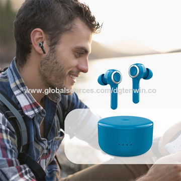 white noise in earbuds