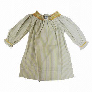 girls long sleeved nightdress