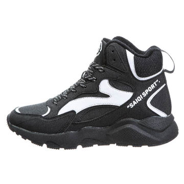durable mens sneakers