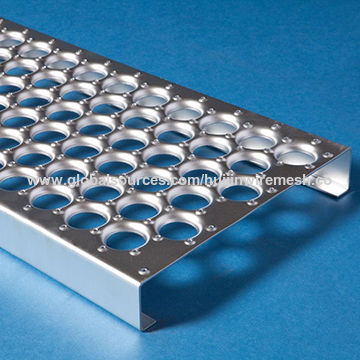 China Galvanized Anti Slip Metal Safety Stair Treads From Hengshui