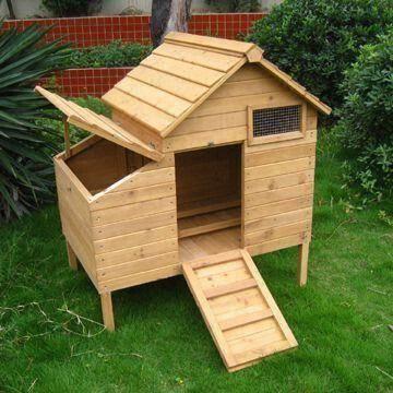 Hen Coop With Front Ventilation Window And Access Ramp Sized 119 X