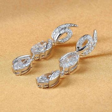 China Costume Earrings For Wedding From Dongguan Manufacturer Heye China Three Zircon Stones Leaf Shape Huggie Pave Druzy Costume Earrings For Wedding