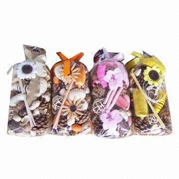 Potpourri Decorate With Flowers Available In Different Colors