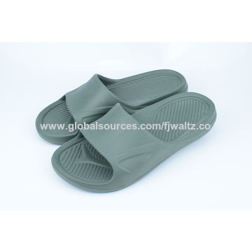 bathroom slippers for mens