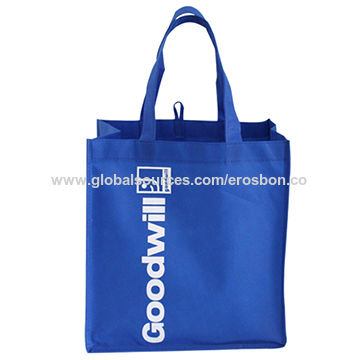 fashionable shopping bags