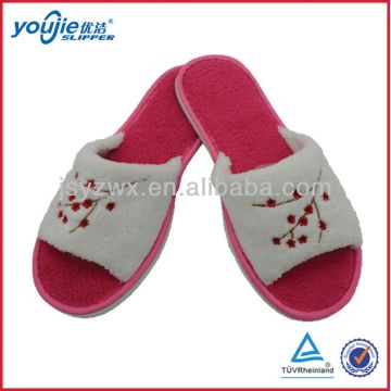 beautiful slippers for girls