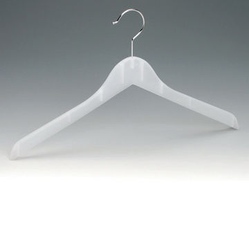 plastic jacket hangers