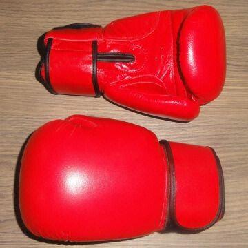 different types of boxing equipment
