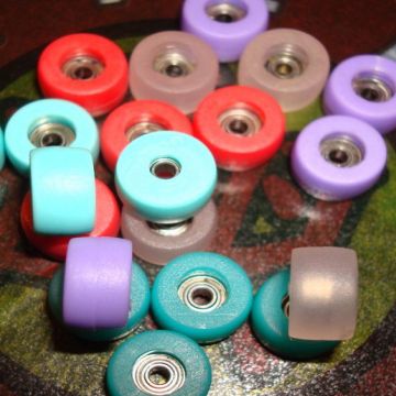 tech deck wheels and trucks