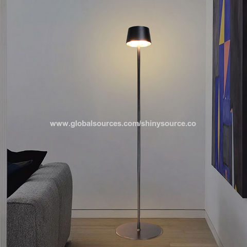 China Modern Nodric Led Metal Table, Modern Led Outdoor Floor Lamps