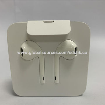 iphone 8 plus earpods with lightning connector