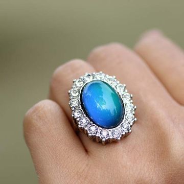 ladies ring design with stone